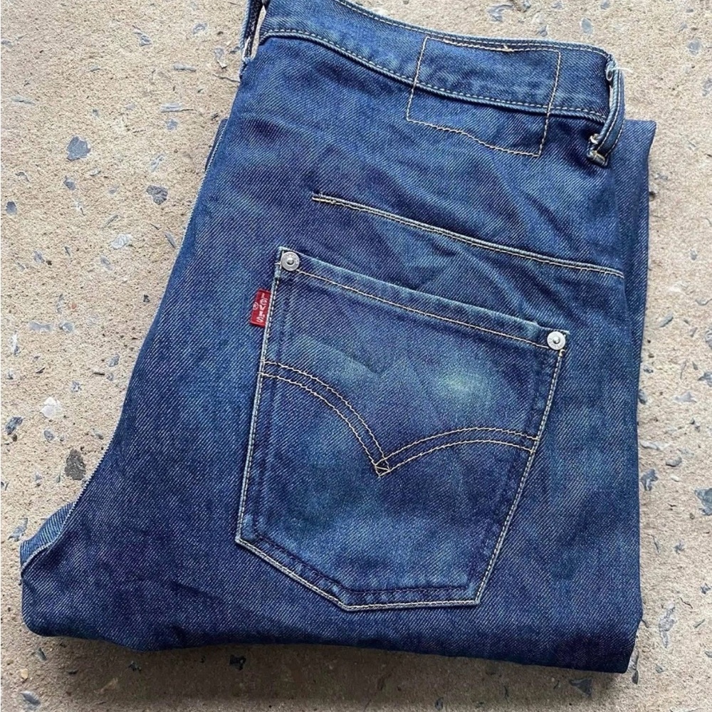 Levi’s Engineered Jean - Picture 3 of 4